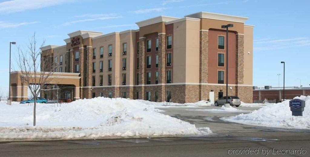 Hampton Inn & Suites Watertown Eksteriør bilde
